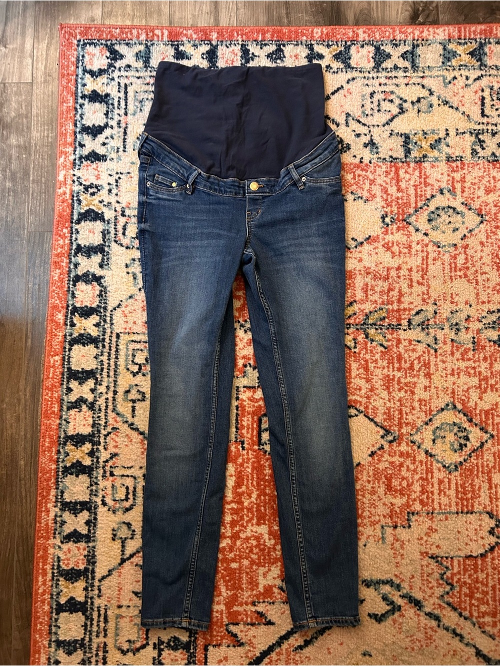 Maternity Skinny Jeans in Dark Blue with Stretch Over Belly Panel- Size SMALL
